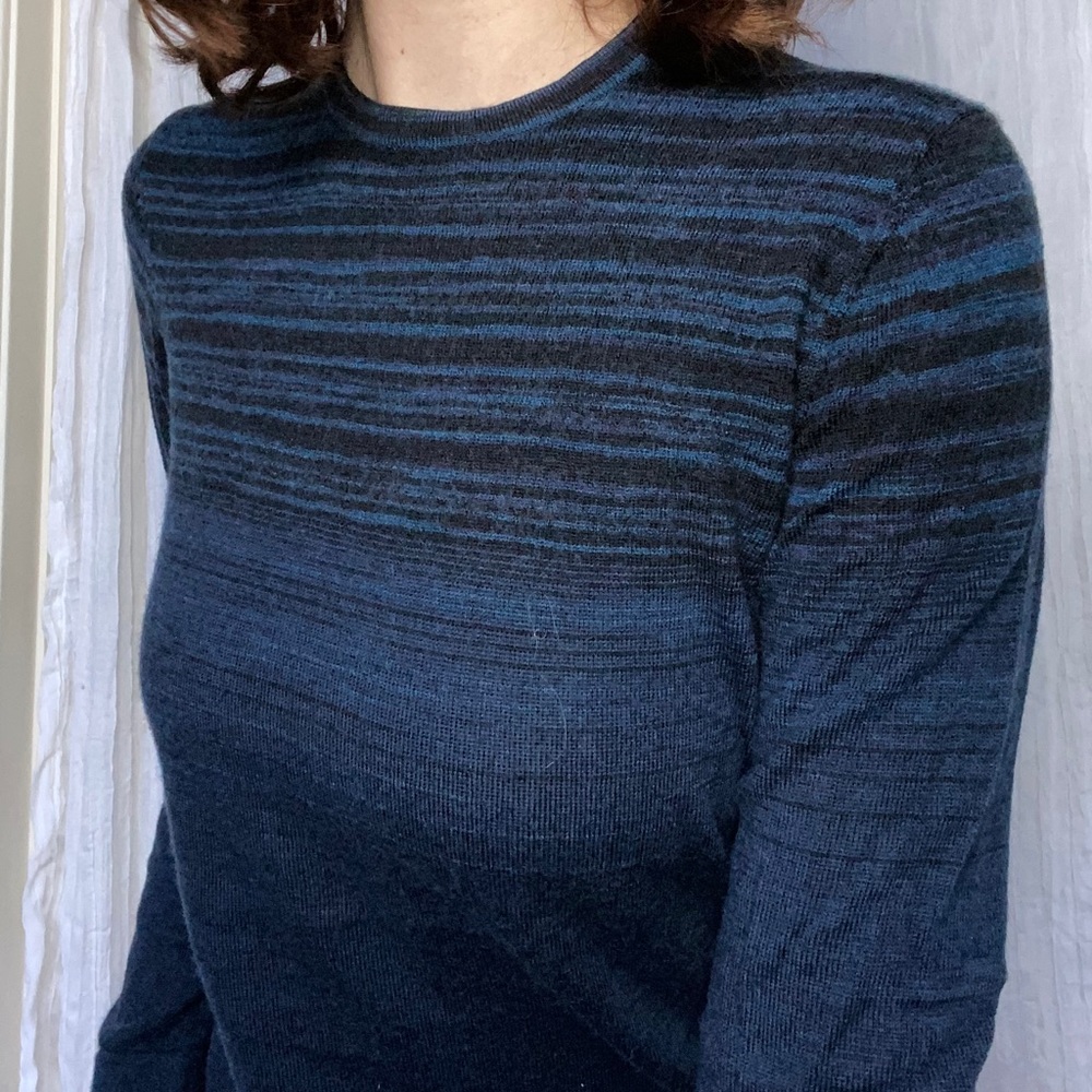Light Calvin Klein sweater